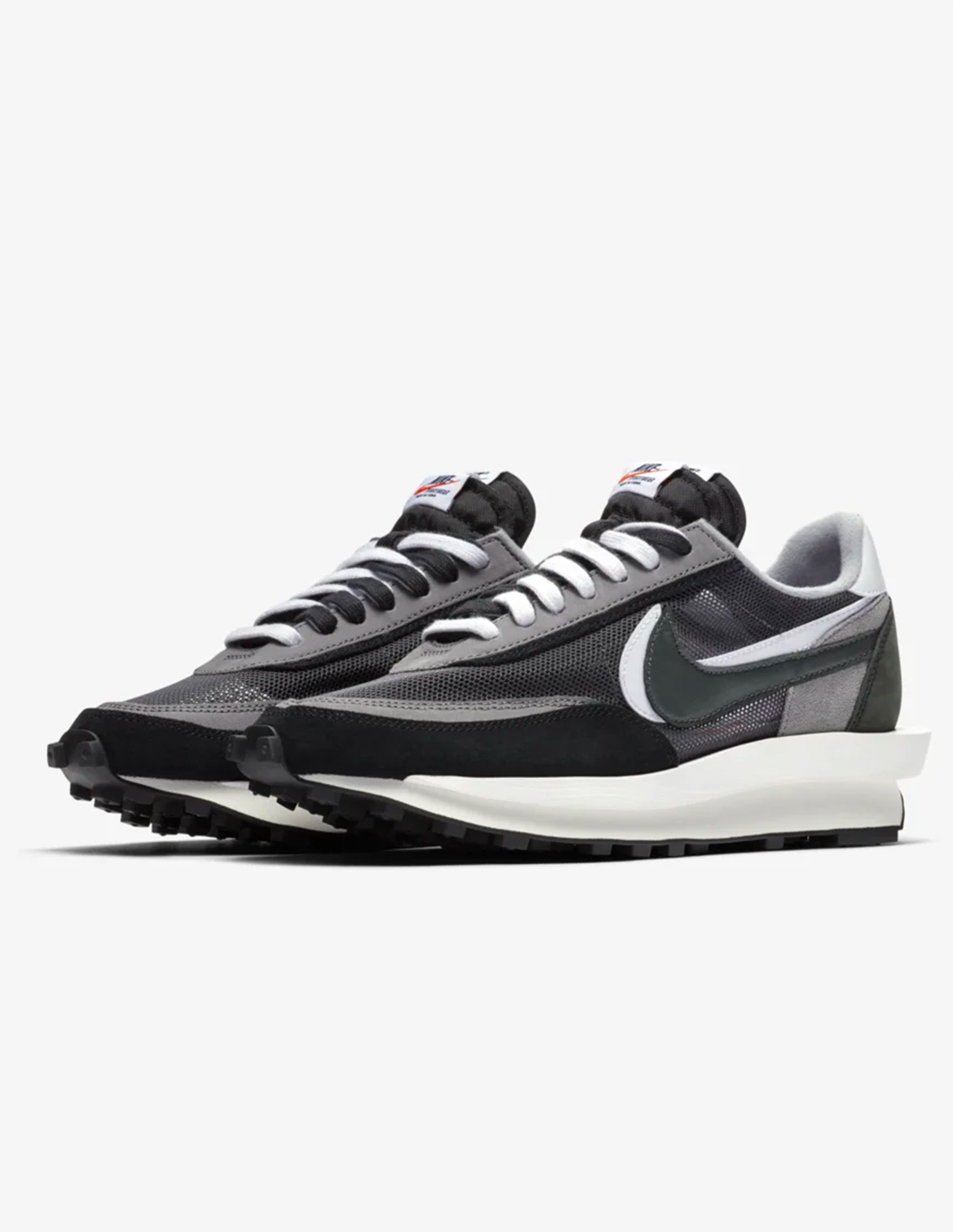 SACAI X NIKE