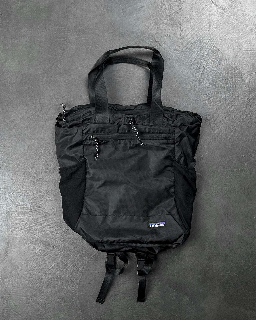 Patagonia black shop hole tote pack