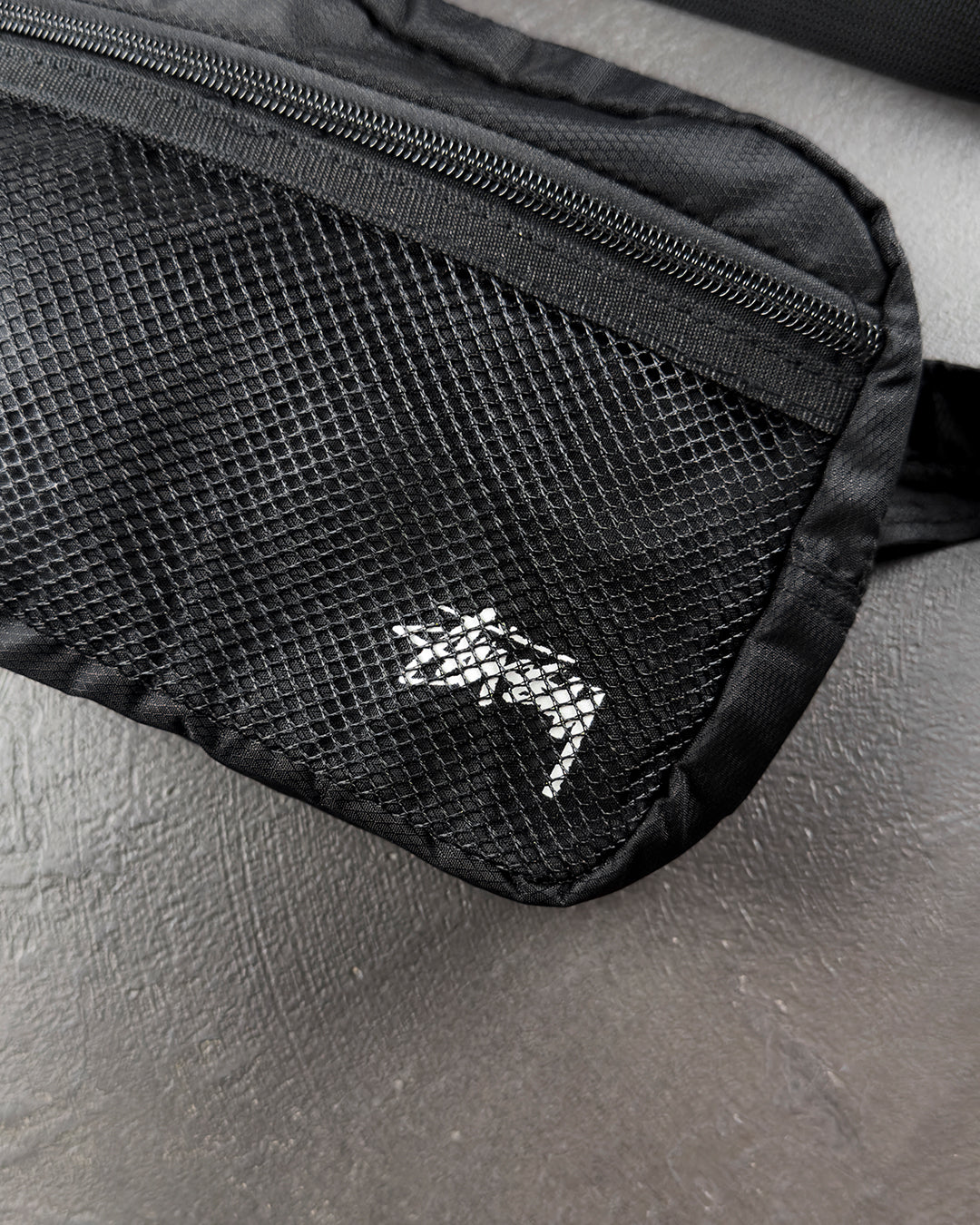 STUSSY Light Weight Waist Bag Black UNIFORM