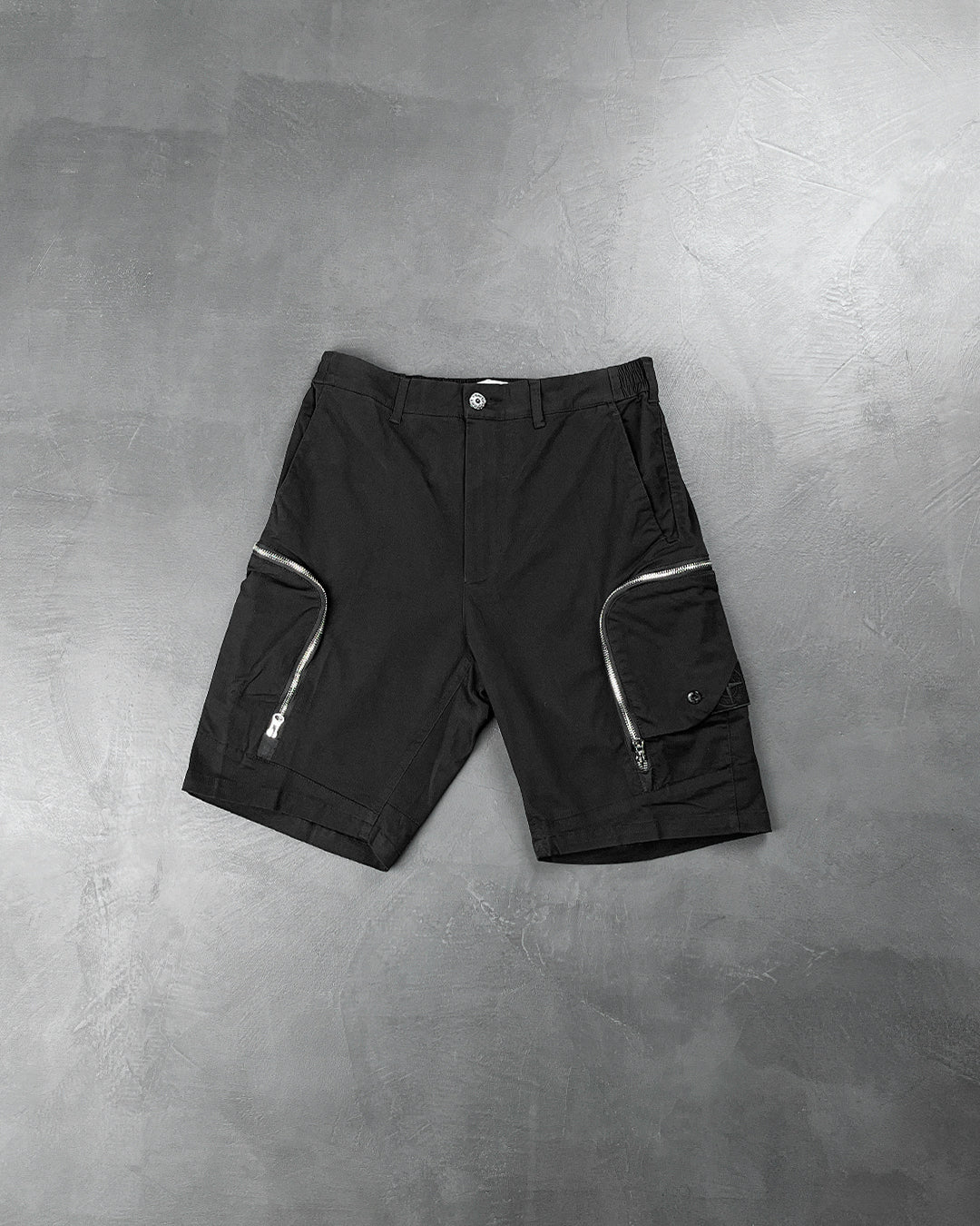 L0208 Shadow Project Zip Cargo Shorts Black SI0173-BK