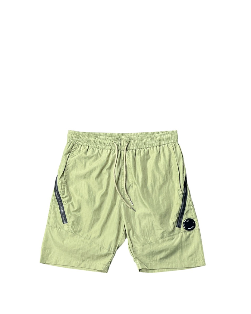 C.P. COMPANY Chrome Lens Pocket Shorts Olive