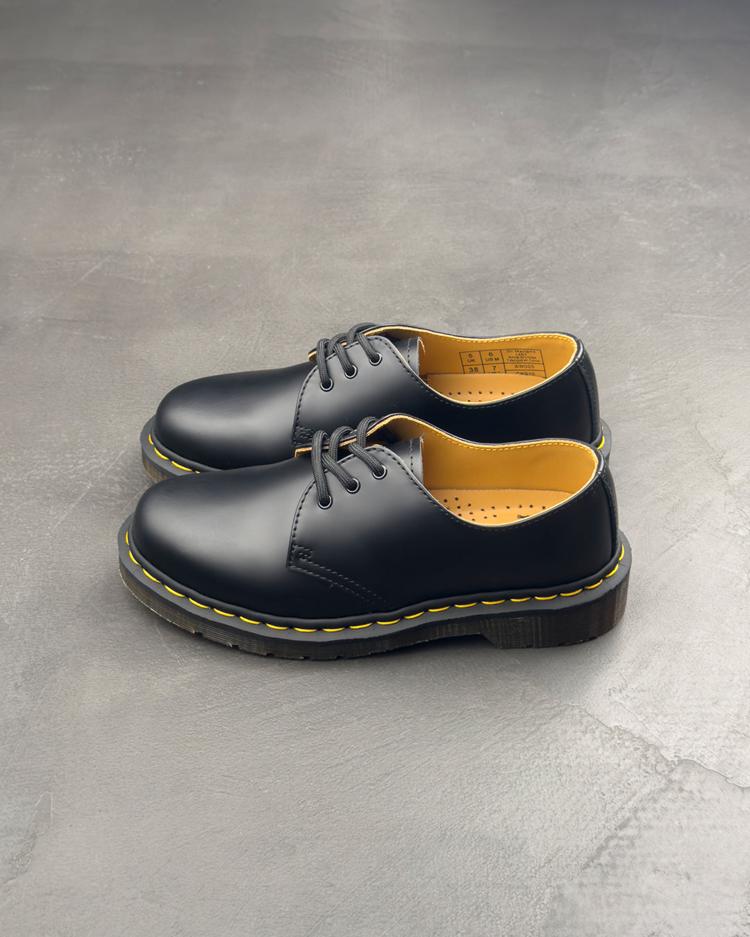 Dr. Martens 1461 Black Smooth