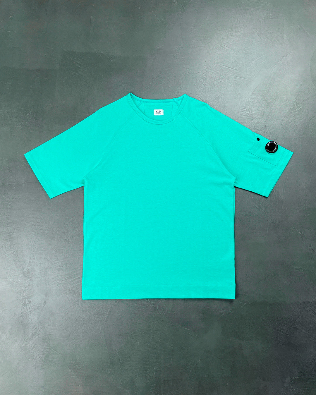 C.P. COMPANY Arm Lens Raglan T-Shirt Cyan