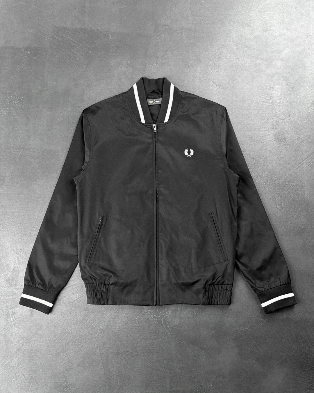 FRED PERRY LAUREL WREATH BOMBER Black