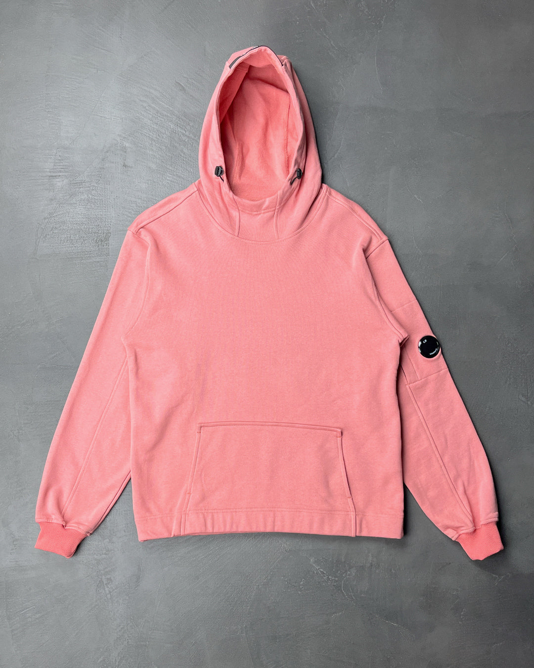 C.P. Company Light Fleece Arm Lens Popover Hoody Washed Red