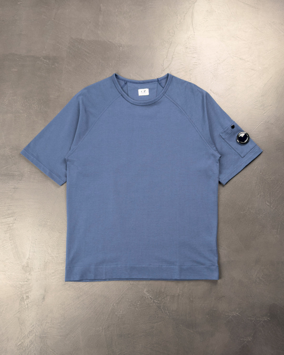 C.P. COMPANY Arm Lens Raglan T-Shirt Navy