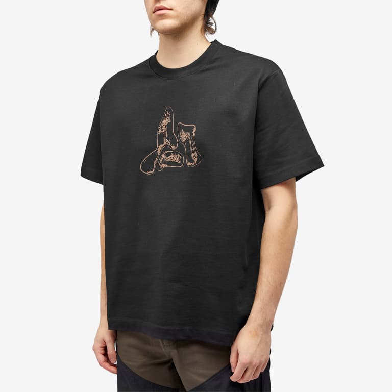 Roa Graphic T-Shirt Black